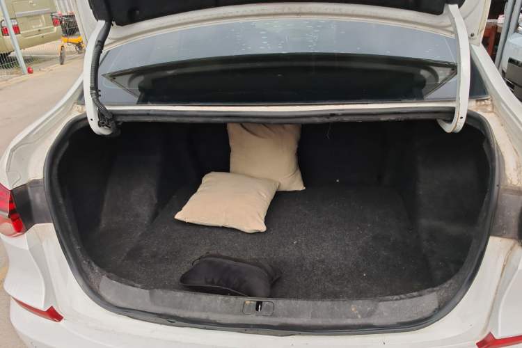 Used Chevrolet Monza 2020 Light Hybrid RS 330T Automatic Comfort Edition
