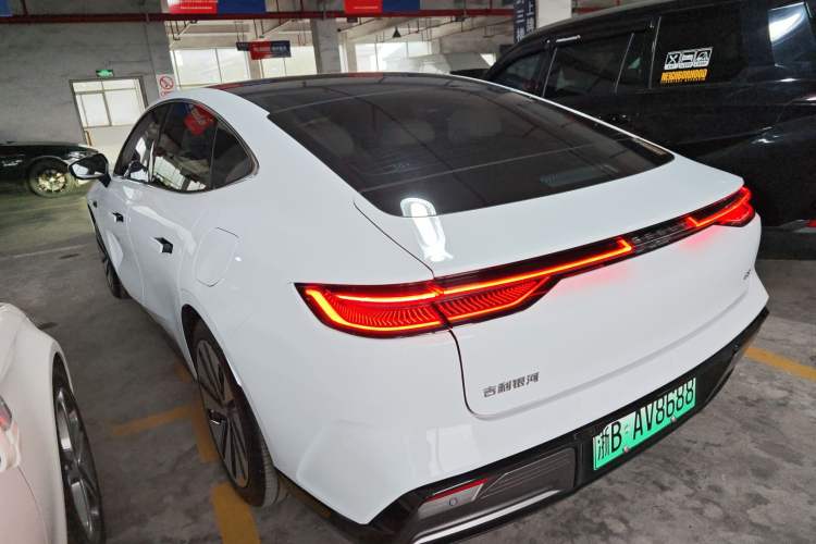 Used Geely Galaxy E8 2024 550 km Range Rear-Drive MAX