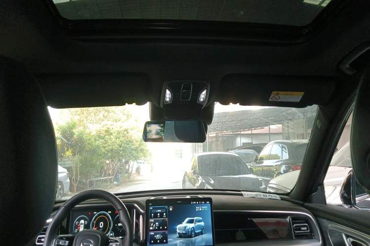 Used GAC Trumpchi GS8 2022 Flagship Series 2.0 TGDI Two-Wheel-Drive Prestige Edition (6-seater) Headliner