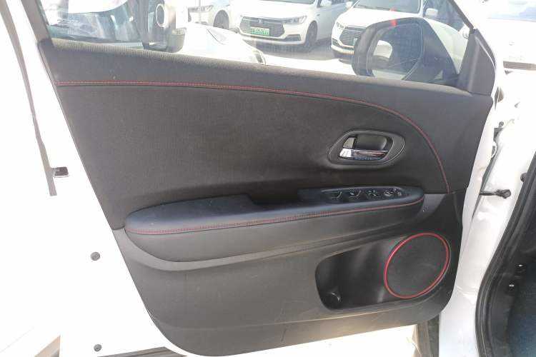 Used Everus VE-1 2021 S Pirelli Edition
