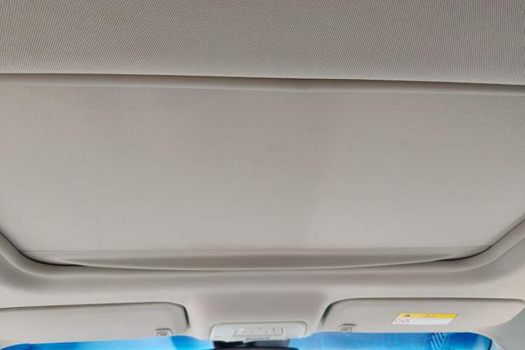 Used Buick GL8 2021 Land Cruiser Executive Class 652T Luxury Model