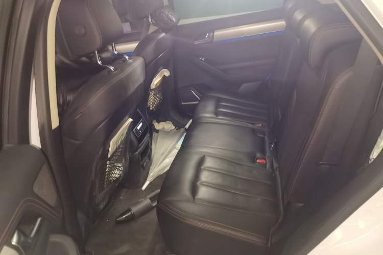 Used BYD Tang New Energy 2018 DM 2.0T All-Wheel Drive Smart Connect Elite 7-Seater China V Emission Standard