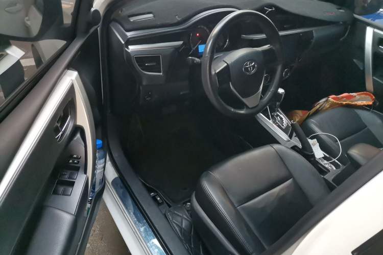Used Toyota Corolla 2017 Revised Version 1.6L S-CVT GL Driver Seat