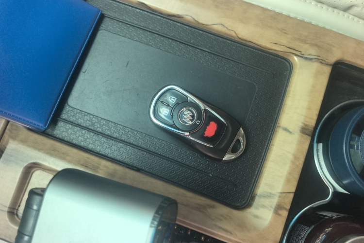 Used Buick GL8 2018 ES 28T Comfort Model China VI Standard
