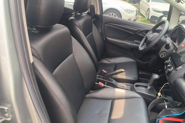 Used Honda Fit 2016 1.5L LXS CVT Comfort Sunroof Version Right Front Seat