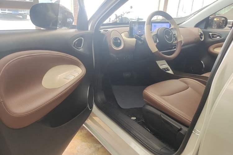 Used Wuling Bingo 2024 333 km Enjoyment Version
