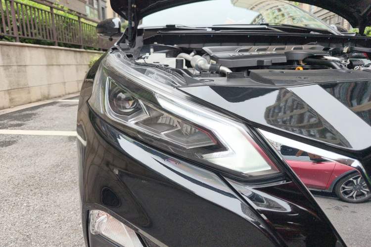 Used Nissan Teana 2021 2.0L XL Comfort Edition Right Front Headlight