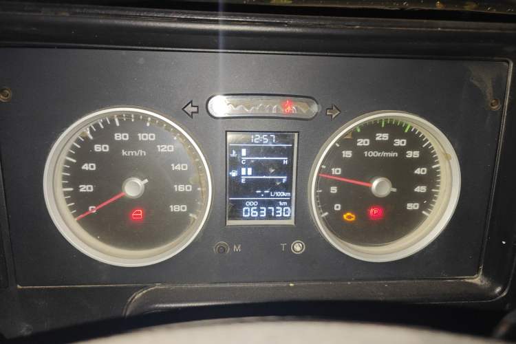 Used Iveco Power Daily 2017 2.5T Classic A32 Mid-Roof 6-7 Seater Bus 47Z5
