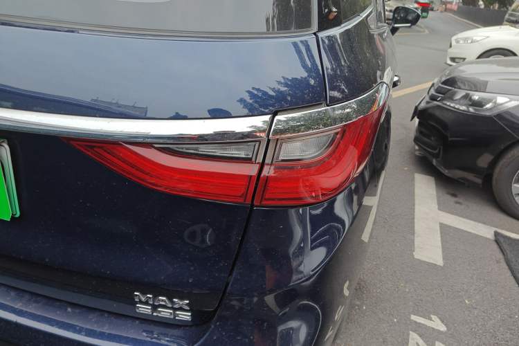 Used BYD Song MAX New Energy 2019 DM 1.5T Smart Connect Enjoyment Model 7 Seats China V Emission Standard
