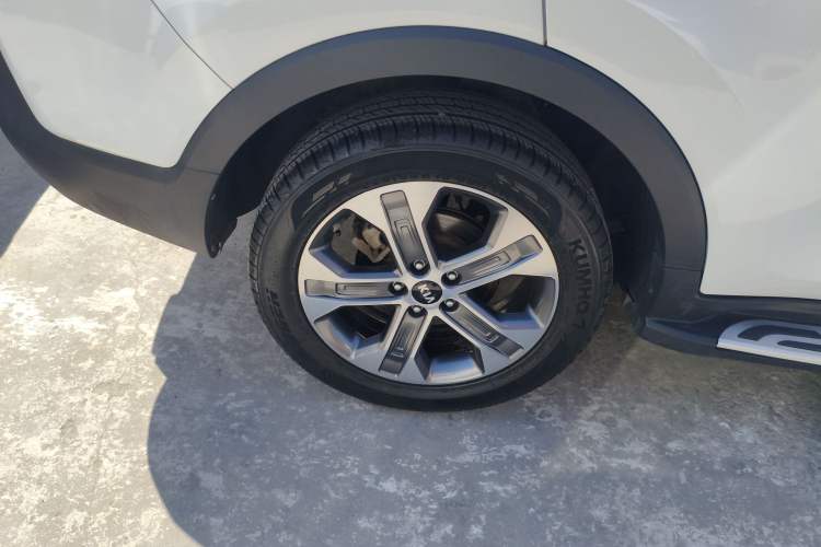 Used Kia Sportage R 2019 2.0L Automatic Smart Luxury Edition Right Rear Wheel Hub