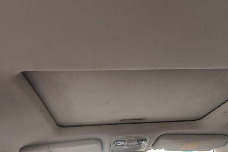 Used Geely Auto GX7 2015 Classic Edition 1.8L Manual Elite Model China IV