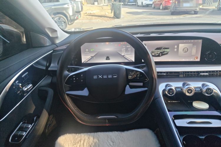 Used EXEED Lingyun 2024 300T Two-Wheel Drive Starlight Edition Steering Wheel