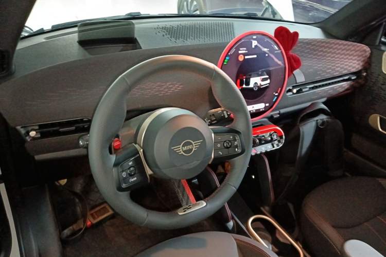 Used MINI Electric COOPER JCW 2025 JOHN COOPER WORKS