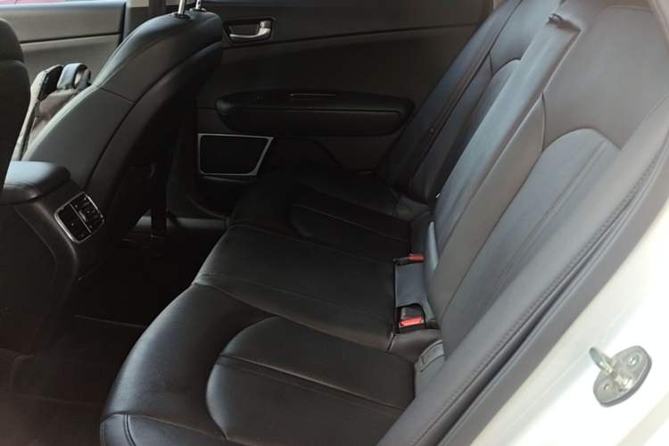Used Kia K5 2016 1.6T Automatic LUX
