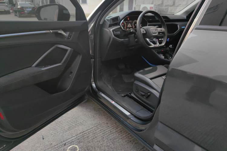 Used Audi Q3 Sportback 2023 40 TFSI Fashion Model
