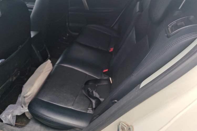 Used MG 6 2013 Hatchback 1.8L Automatic Drive Value Edition Left Rear Seat