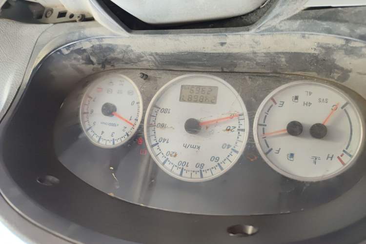 Used King Long Golden Way 2012 2.0L Dual-Purpose Short-Wheelbase 4G21B