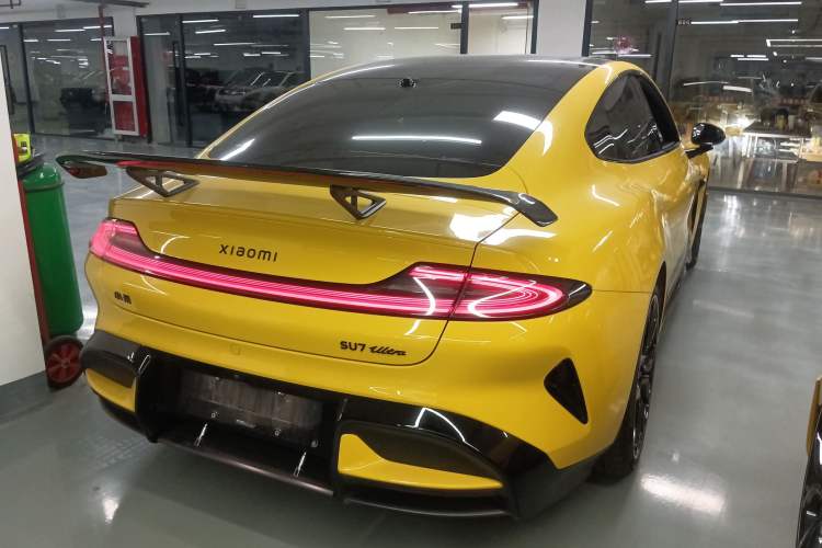 Used Xiaomi Auto SU7 Ultra 2025 Ultra Model Rear Right 45 Deg