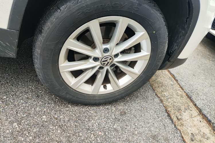 Used Volkswagen Tiguan L 2016 280TSI Automatic Two-Wheel-Drive Silk Road Style Edition