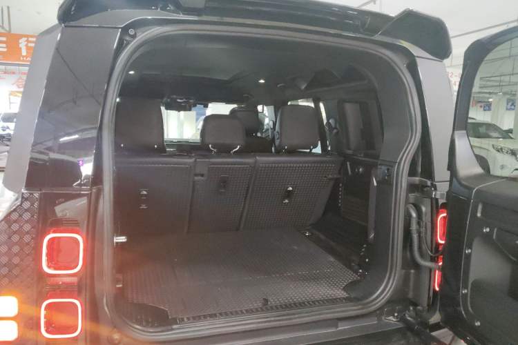 Used Land Rover Defender 2023 110 3.0T P400 X-DYNAMIC HSE