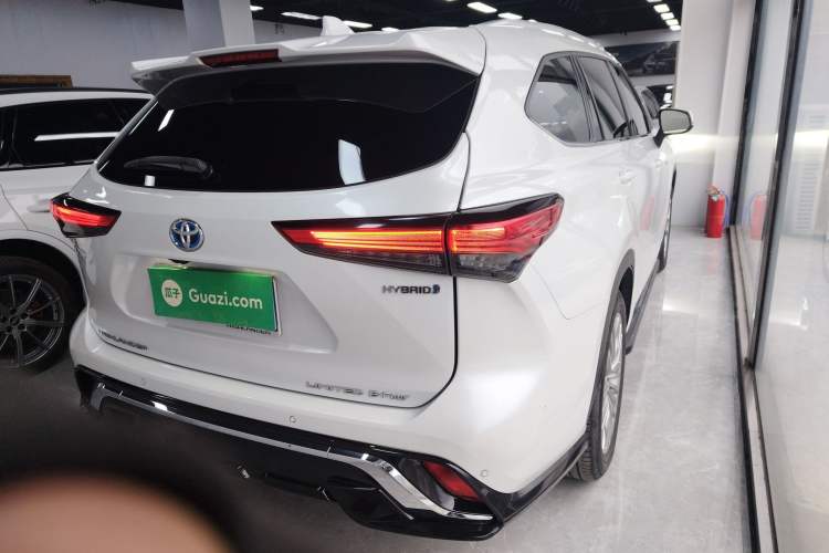 Used Toyota Highlander 2022 Dual-Engine 2.5L Four-Wheel Drive Supreme Edition 7-Seater
