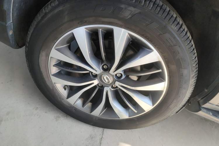 Used GAC Trumpchi GS8 2017 320T Two-Wheel Drive Luxury Smart Connectivity Version (7 Seats)