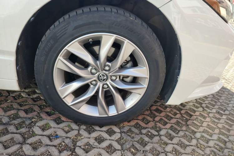 Used Toyota Avalon 2019 2.0L Luxury Edition China VI Standard