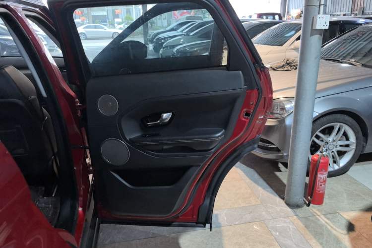 Used Land Rover Range Rover Evoque (Import) 2015 2.0T 5-Door Ignite Edition
