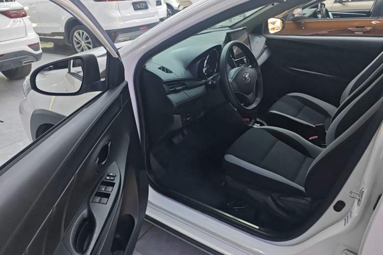 Used Toyota YARiS L Zhi Xuan 2021 X-Trail 1.5L CVT Leading Edition