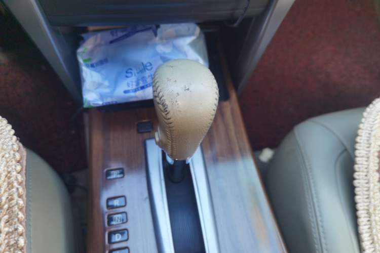 Used Nissan Teana 2011 2.0L XL Comfort Edition Gear Lever