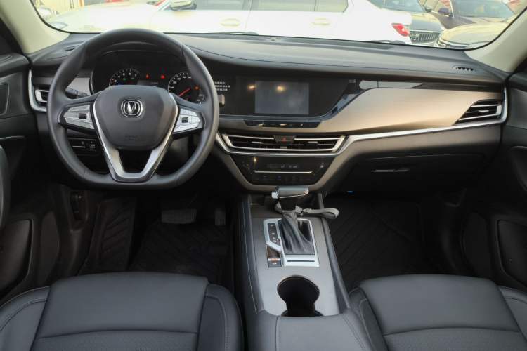 Used CHANGAN CS35PLUS 2020 1.4T DCT Yue Lian Blue Whale Edition
