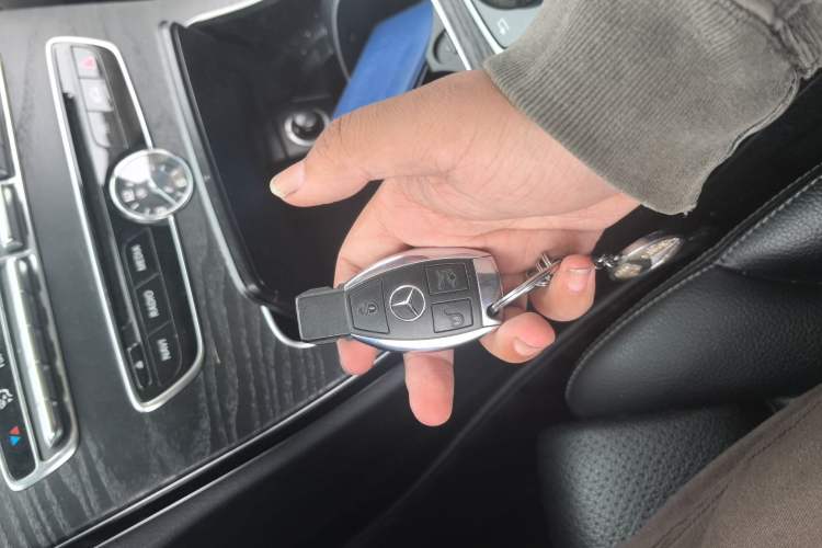 Used Mercedes-Benz C-Class 2017 Facelift C 200 L