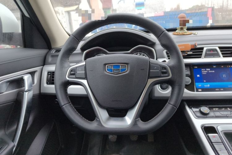 Used Geely Auto Emgrand X7 Sport 2016 2.0L Manual ZhiShang Version

