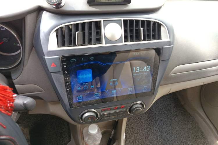 Used Dongfeng Aeolus A60 2014 1.6L Manual Luxury Model
