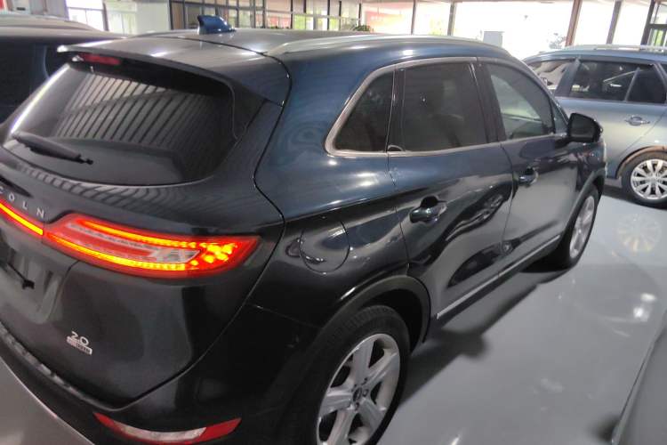 Used Lincoln MKC 2014 2.0T Two-Wheel Drive Deluxe Edition