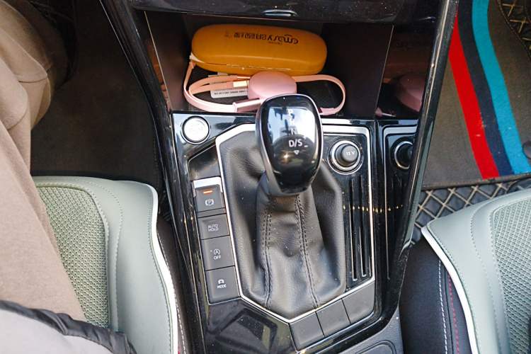 Used Volkswagen Tayron 2022 280TSI Two-Wheel Drive Luxury Smart Connectivity Version