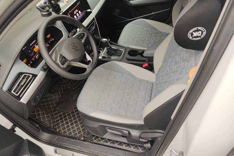 Used Volkswagen Lavida 2023 300TSI DSG Full-Comfort Edition Left Front Seat