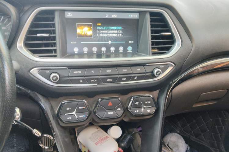 Used GAC Trumpchi GS4 2017 235T Manual Two-Wheel Drive Luxury Edition
