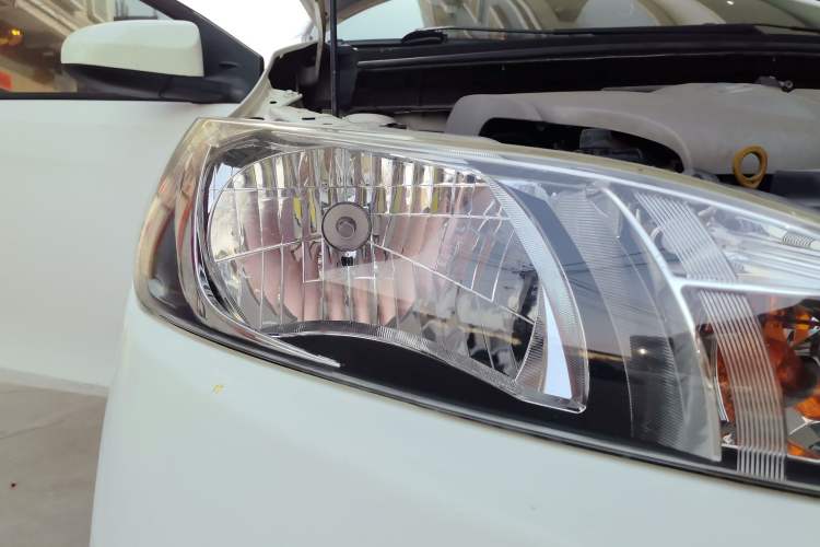 Used Toyota YARiS L Zhi Xuan 2015 1.5E Automatic Charm Edition