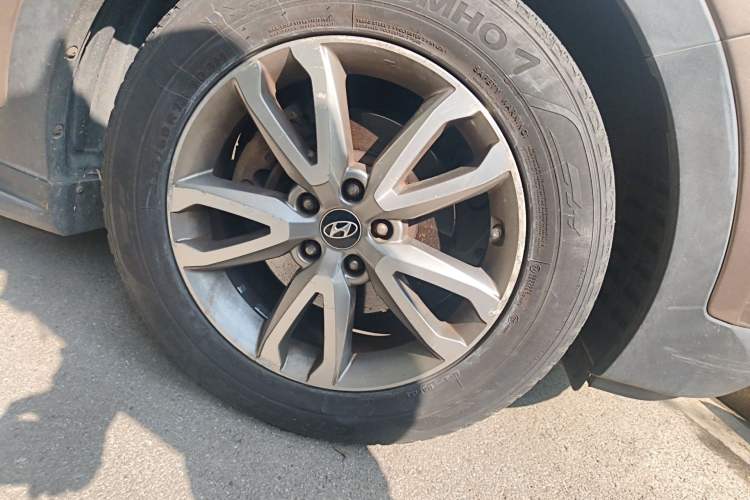 Used Hyundai Santa Fe 2013 2.0T Automatic Two-Wheel Drive Prestige Version
