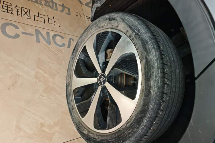 Used BYD Song PLUS New Energy 2021 DM-i 51KM Prestige Model Right Rear Wheel Hub