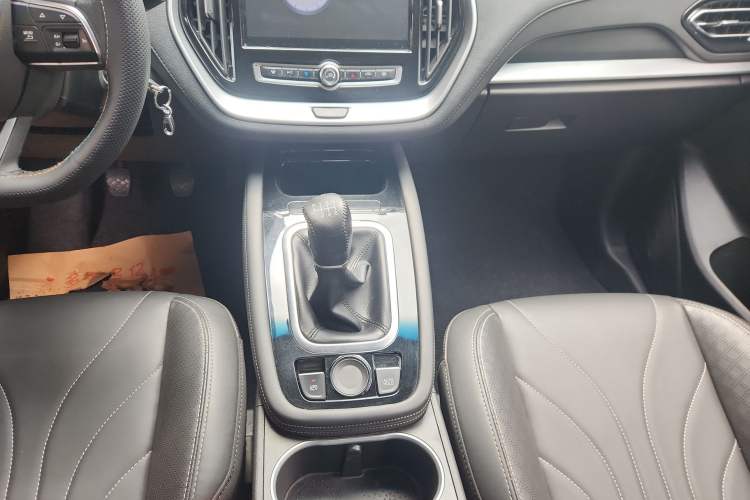 Used JETOUR X70M 2020 1.5T Manual Travel Companion Model
