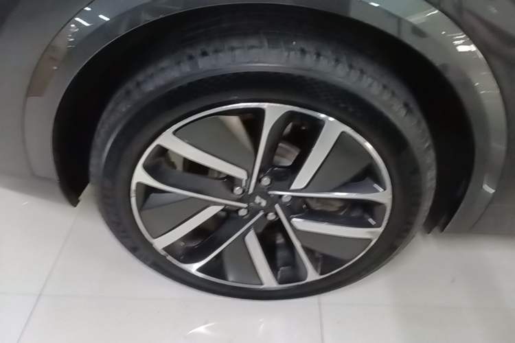 Used Li Auto L9 2022 Max model