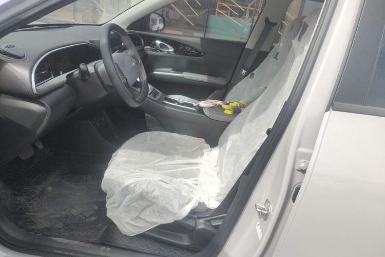 Used Geely Galaxy Geome 2025 310km Youth Edition Left Front Seat