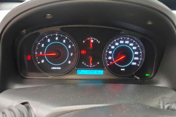 Used Chevrolet Captiva 2014 2.4L 4x4 Luxury Edition 5 Seats Instrument Cluster