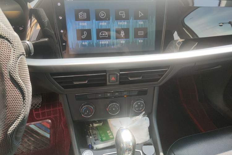 Used Volkswagen Lavida 2021 280TSI DSG Comfort Edition Audio And AC Panel