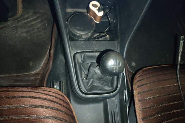 Used Volkswagen Jetta 2013 1.4L Manual Fashion Model Gear Lever