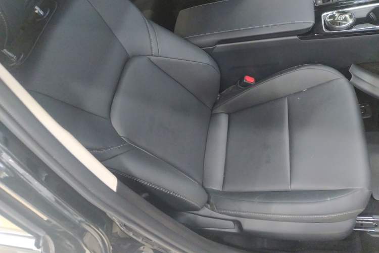 Used Toyota Camry 2024 Dual-Motor 2.0 HE Elite Edition