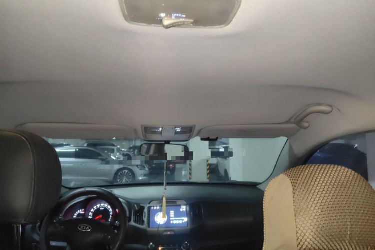 Used Kia Sportage R 2012 2.0L Manual Two-Wheel Drive GL Trim
