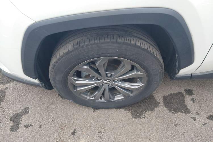 Used Toyota RAV4 2023 2.0L CVT Two-Wheel Drive Fashion Edition
